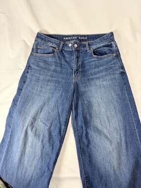 American Eagle Womens Low-Rise Baggy Wide Leg Jeans Women's Size 6 Short Stretc